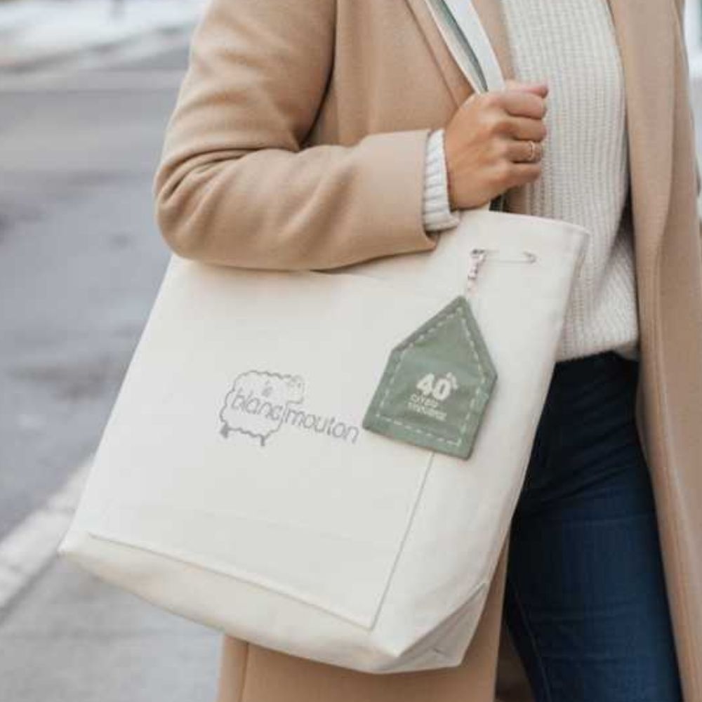 The Checkered Collar