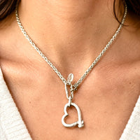 Collier Lumora