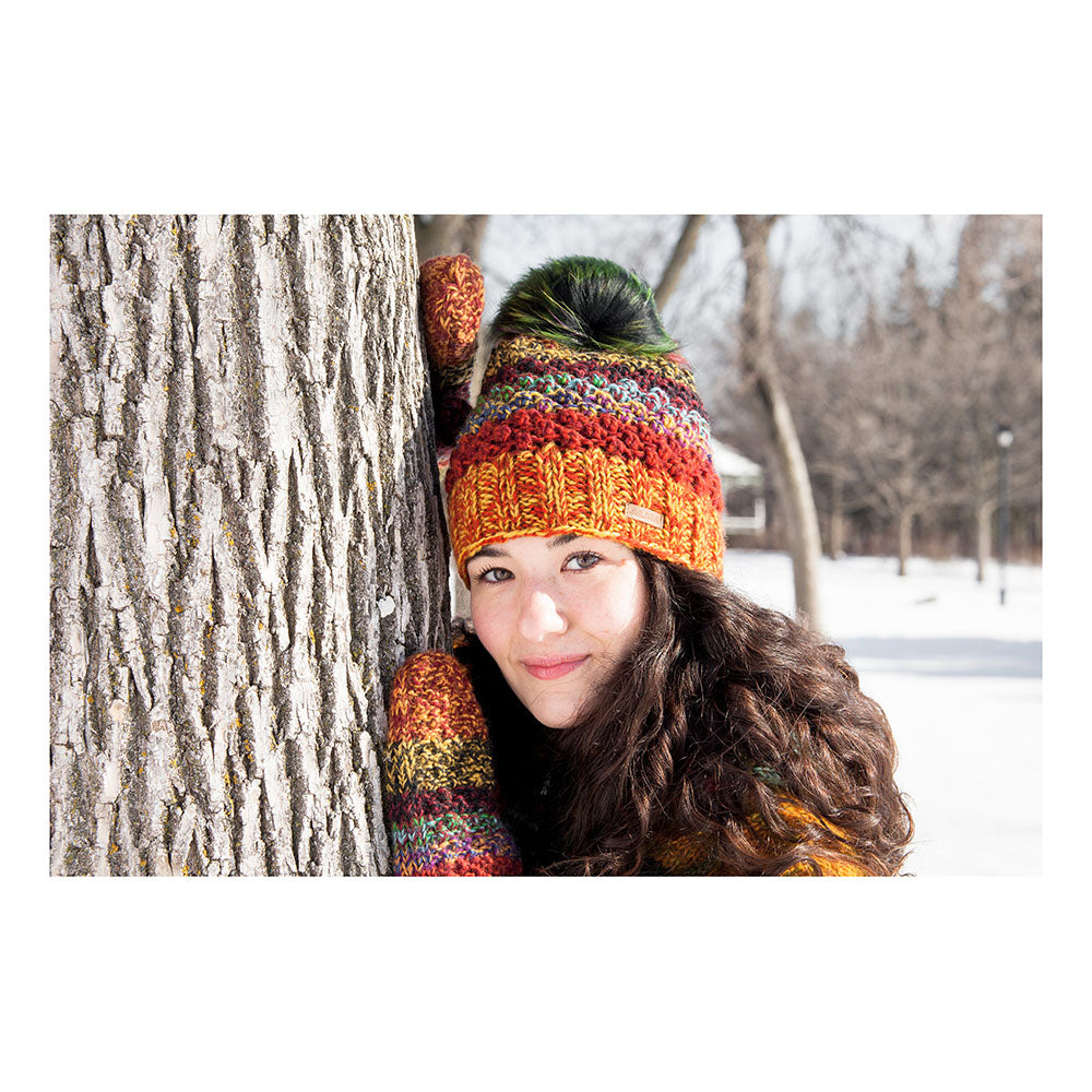 Victoria Orange Mittens